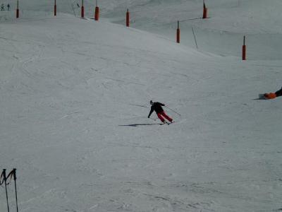 Carvin' it over green